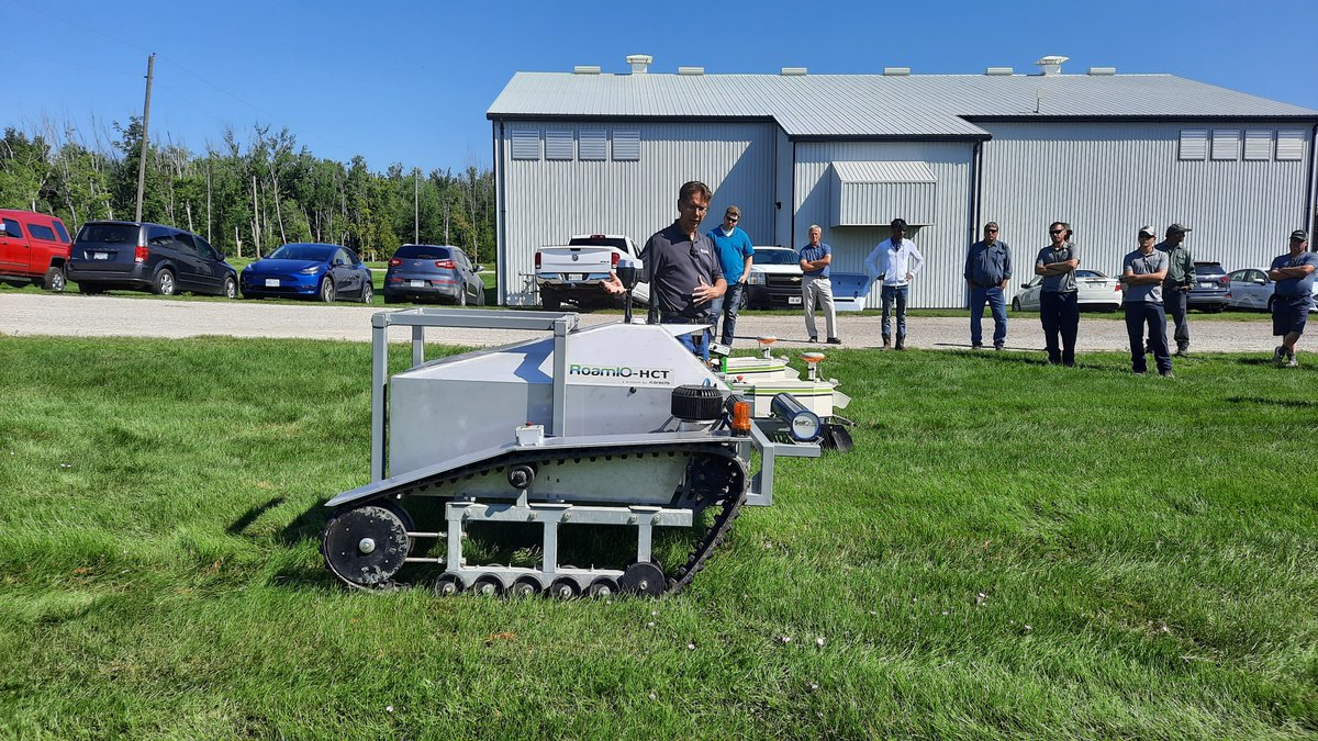 KorechiInnov's tweet photo. A good day to demonstrate autonomous weeding technologies at The Holland Marsh.
@ag_haggerty @TheSandFarmer  @naiotech  @NexusRoboticsCa @WeedProfesh @ian_d_mcdonald @HollandMarshGro 
#FarmingRobot #WeedingRobot #PrecisionAG #AutonomousFarming #PrecisionAg  #AgriTech #agriculture https://t.co/JBmKJC0Whj