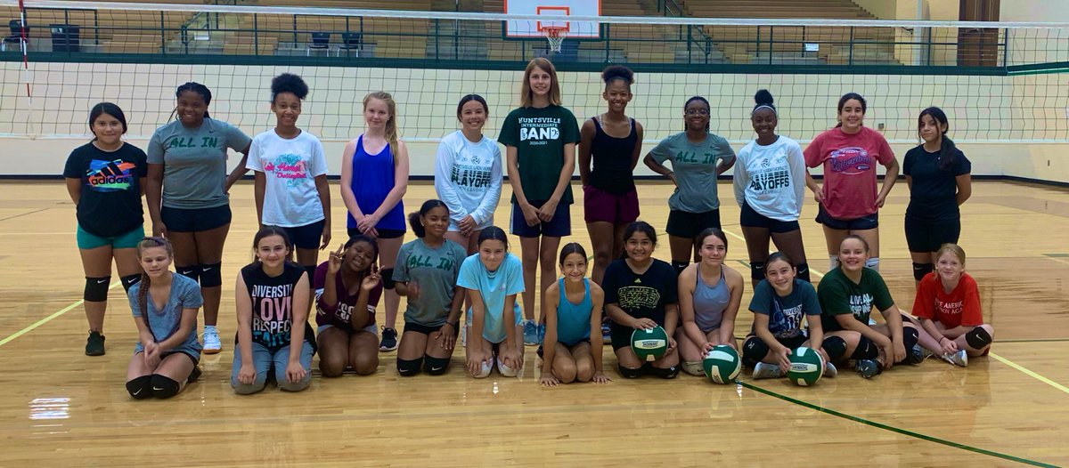 HuntsvilleVB's tweet photo. The coaches had such a great week with these future superstars! MPMS Volleyball Camp was a huge success. Thank you to the players, parents, and coaches for your dedication!
#makeitaTradition https://t.co/HcyowWamGN