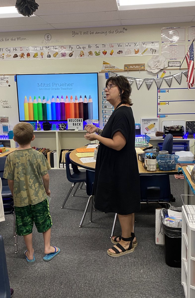 HarmonElemHawks's tweet photo. Thank you to our Harmon families for a great Meet the Teacher event! We can’t wait to get started on Monday, the first day of school! https://t.co/7xVimB8iKe