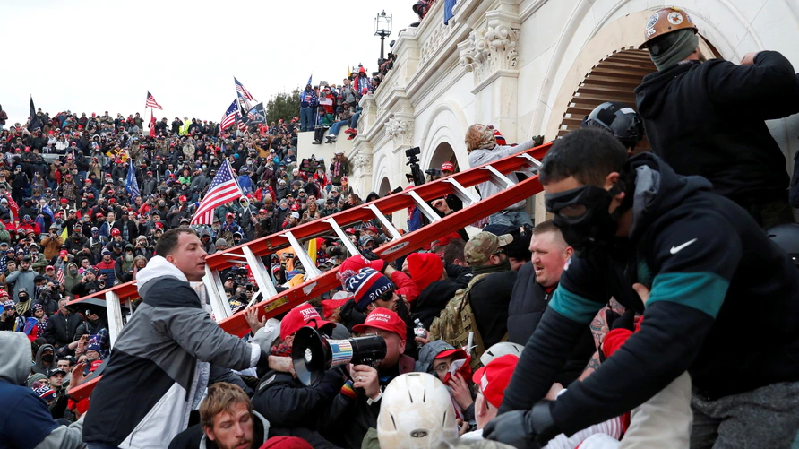 WASHINGTON DC - Los esfuerzos recientemente revelados para combatir una creciente amenaza de terrorismo interno en Estados Unidos tendrán que encontrar una manera de superar un obstáculo importante: campañas cuidadosamente diseñadas por países

diacristiano.com/desinformacion…