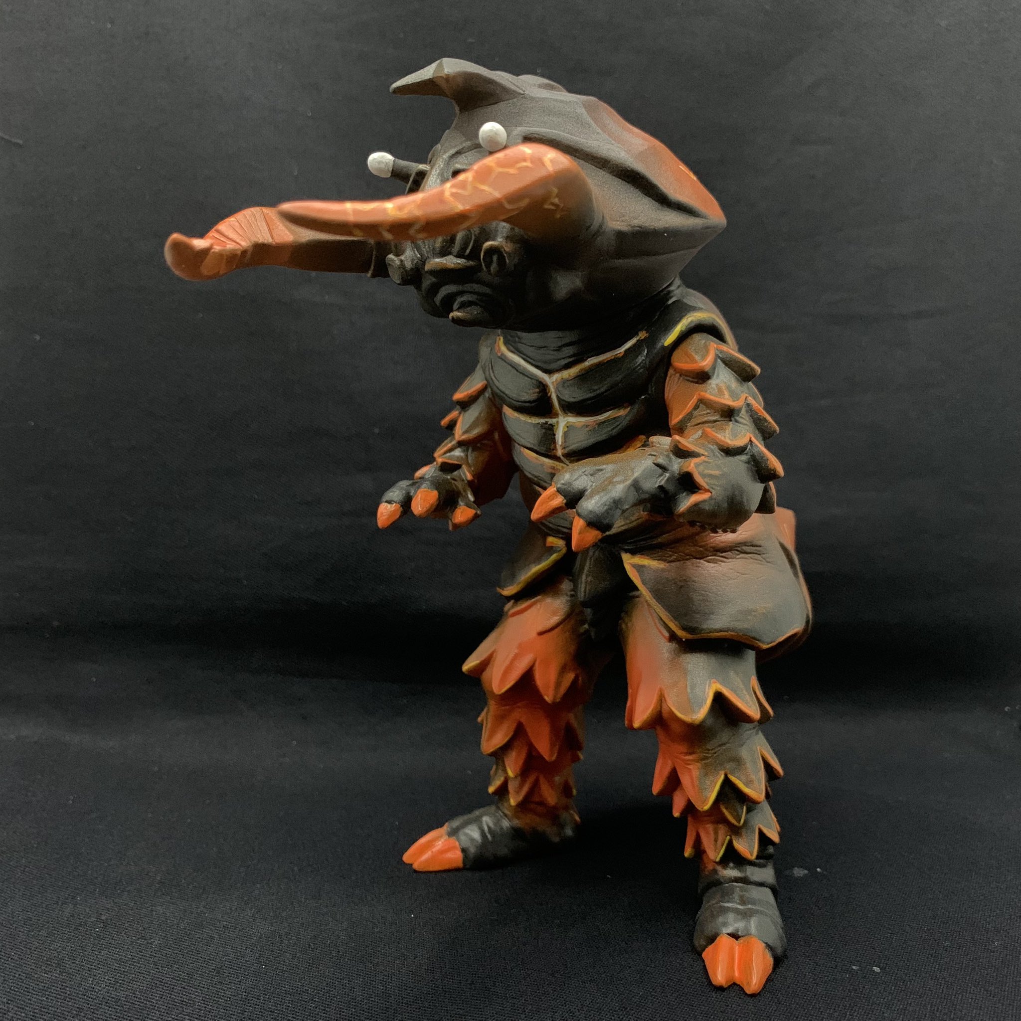 ご依頼品 テリジラス ソフビ 改修リペイント