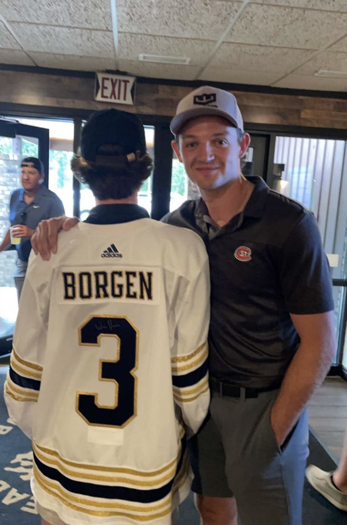 jabeedy's tweet photo. Did this thing come with a warranty? @wborgen19 #SeaKracken https://t.co/UYxIVHfjtQ