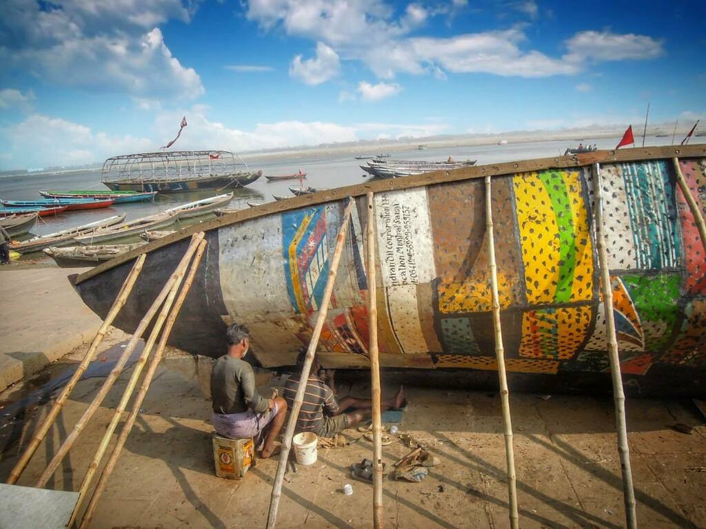 magikindia's tweet photo. Somewhere in Varanasi…
#varanasi #banares #banaras #varanasidiaries #varanasiindia #kashi #shiva #udaipur #rajasthani #streetphotography #phototour #travel #indialovers #travelindiagram #travelindia #magikindia #india #indiatravelphotography #mathinitravel https://t.co/KqxWswcPH0