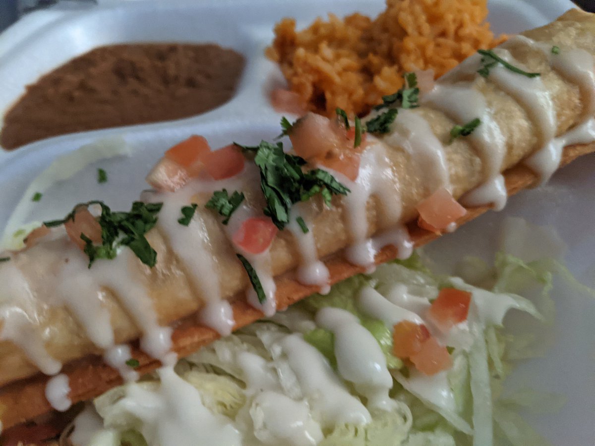 DoomiesNextMex's tweet photo. ๐คค Just your daily dose of #vegan Flauta ๐ฑ๐
We're open LATE in #Hollywood - there's FREE Parking or get Delivery ๐
You can also find these at #NextMexExpress in #EastLA ๐ฑ All links and info @ https://t.co/CfTRLeCVrR
#laveganfood #veganfood #lafood #nextmex #cityterrace https://t.co/ZKUC7UxDl1