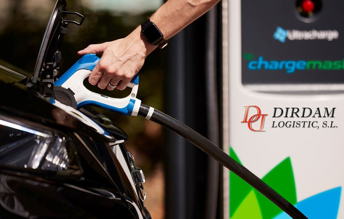Dirdamlogistic's tweet photo. IMPRESCINDIBLE mapa mundial de puntos de recarga coche eléctrico, feliz viaje a todos. 🚗
#renting #coches #vehiculos #flotas #concesionarios #conductores @AERenting_Vehic @Dirdamlogistic 

https://t.co/4Xc0ogK5UE https://t.co/WmxumcigJy