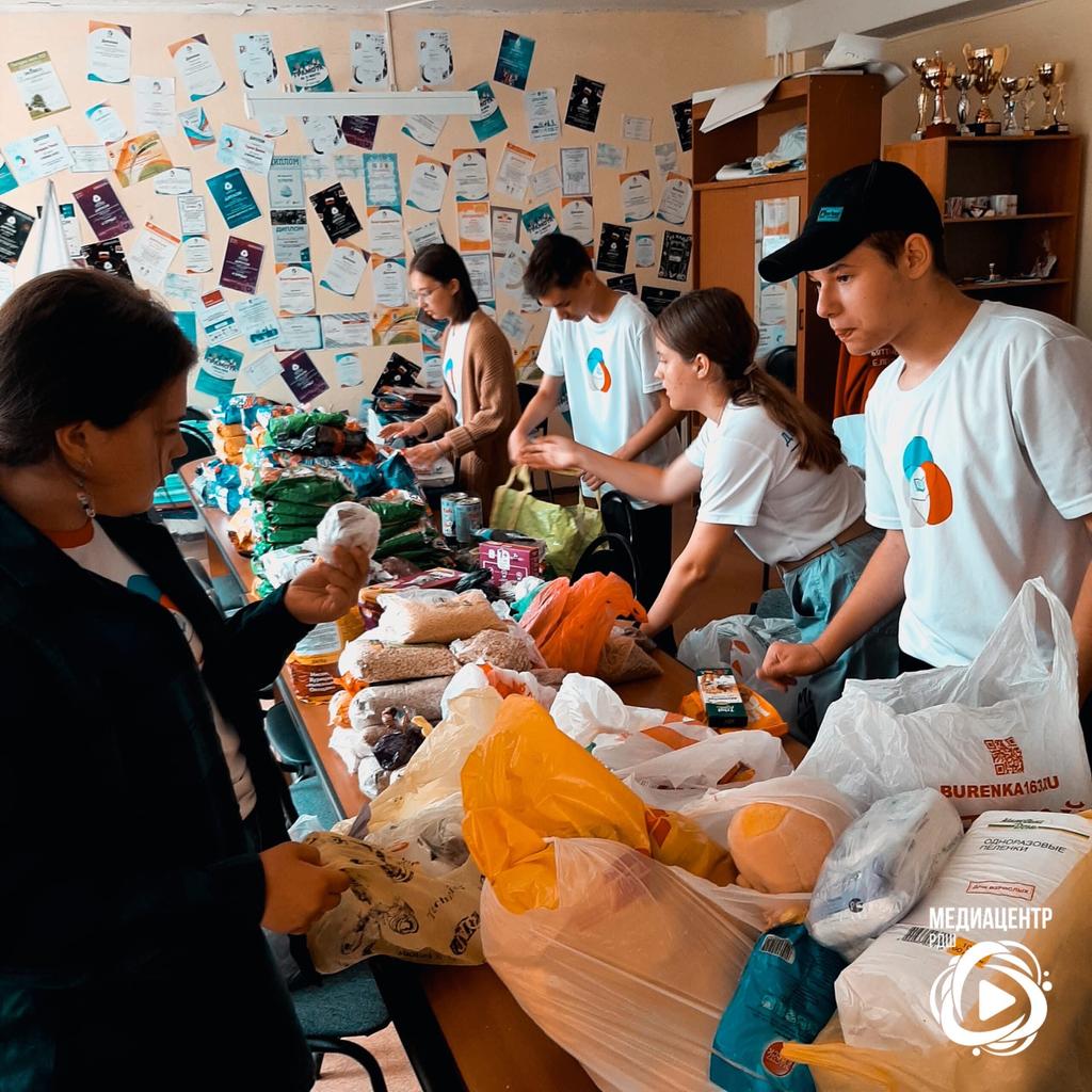 Делать добрые дела - основная задача активистов Тольяттинского отделения🤘🏻

#прямосейчас  в штабе Тольяттинского отделения РДШ готовится к отправке новая партия "доброй помощи" для братьев наших меньших🥺

Присоединяйся к нашему марафону добрых дел❗