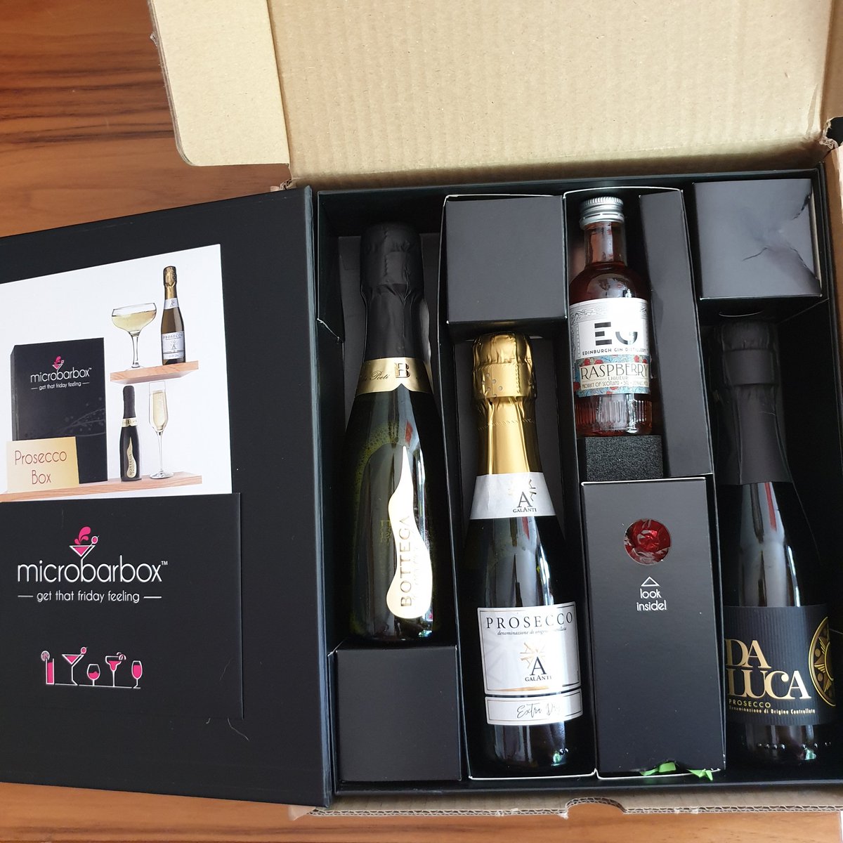 remotecontroluk's tweet image. Best client ever!!
@microbarbox 🍸
#fridaynightready #bestclient