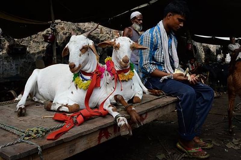 ArunPandiyanMJ's tweet photo. In Tamilnadu,

Eid special             Diwali special https://t.co/T2ujIMNguF