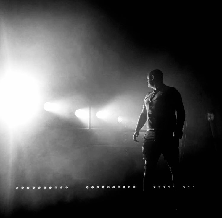 broadcast_epic's tweet photo. Another series underway for us here @broadcast_epic it’s all about the frontmen of music #drama #docudrama #DOP #arri #Documentary #sigmaffprimes @sigmacinelens @ARRIChannel @norfolkscreen https://t.co/4pCFUR4Y6b