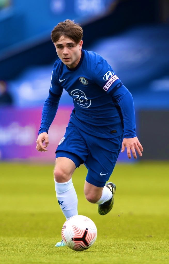 OFFICIAL: Lewis Bate pindah permanen ke Leeds United. 

Good luck <a href="/LewBate/">Lewis Bate</a> 👌