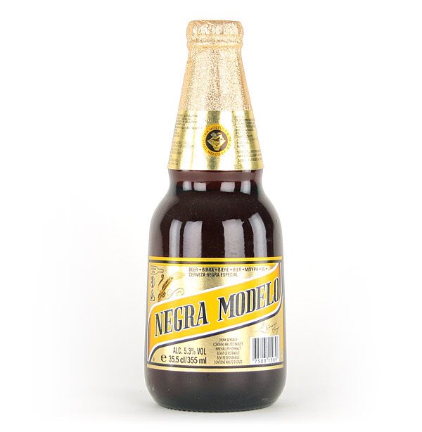 CristianMalebra's tweet photo. Señorita usted es la siguiente. #NegritaGate #NegritaForever #Negrita #nestle #NegraModelo https://t.co/4oYFEDTlm2
