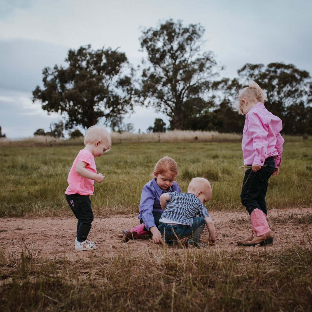 CultivateFarms's tweet photo. We love the idea of you connecting with like-minded people to support each other on your farm ownership path.

#cultivatefarms #aspiringfarmer #retiringfarmer #investor #farming #farmers #efarmony #farmownership #buyafarm #ownafarm #connectfarmers #aussieag #regionalcommunity https://t.co/P84ymPjoVk