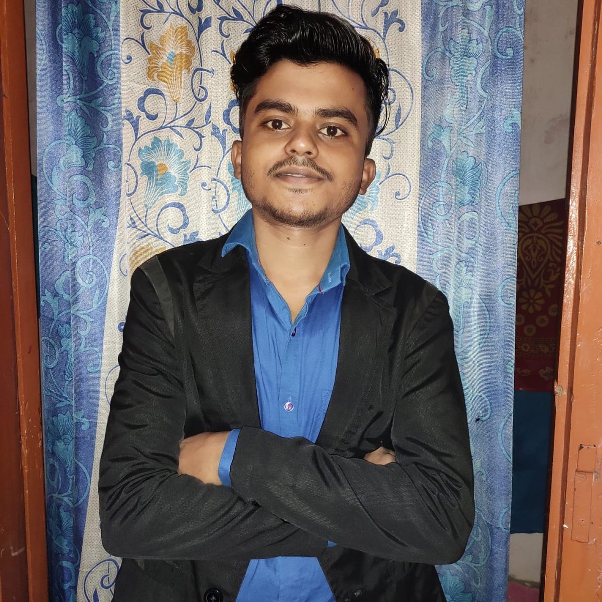 ManishSony07's tweet photo. Karo Kuch Aaisa Ki Duniya Karna Chahai Aap Ke Jaisa ...... https://t.co/DaaVdJiGGb