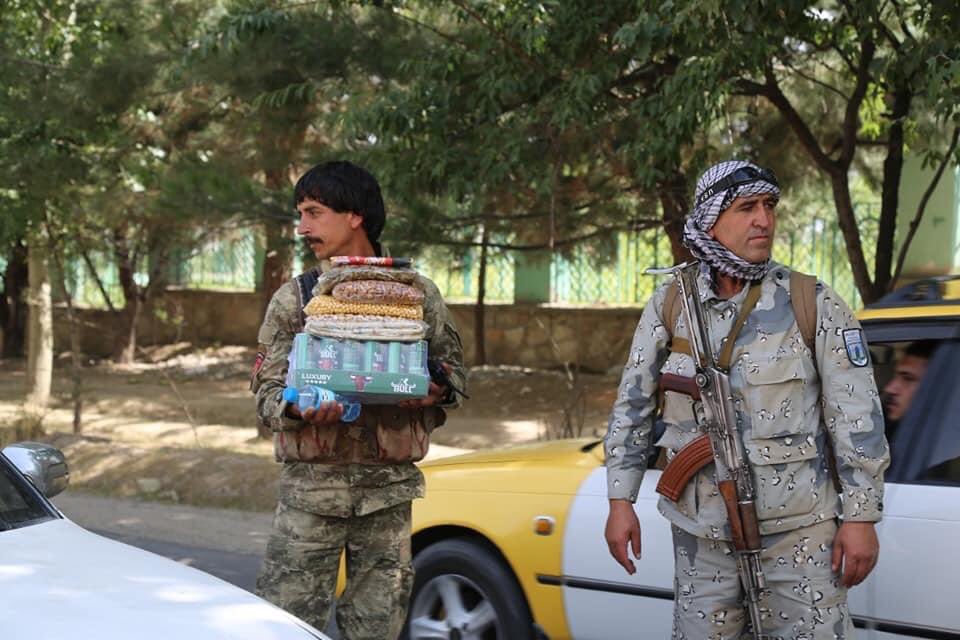 FawadAman2's tweet photo. The legitimacy, acceptance and popularity of our Afghan Defense and Security Forces!
People went to the battlefields on Eid days and distributed #Eid gifts and fruits to the soldiers. https://t.co/Fl1BMB1d6M