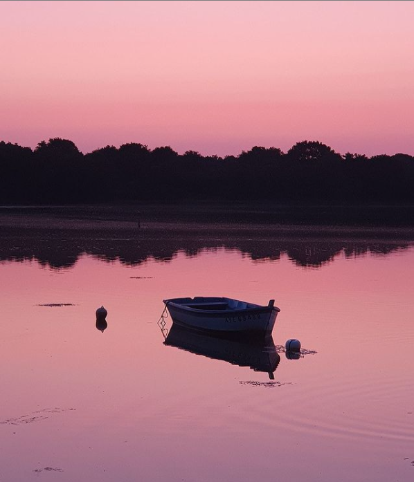 MairieDeVannes's tweet photo. #Photodujour La presqu'île de Conleau au petit matin ⛵
📸Photo Instagram de 👏l.instant_d.isa
#unétéàvannes #golfedumorbihan https://t.co/5DXjacTDqp