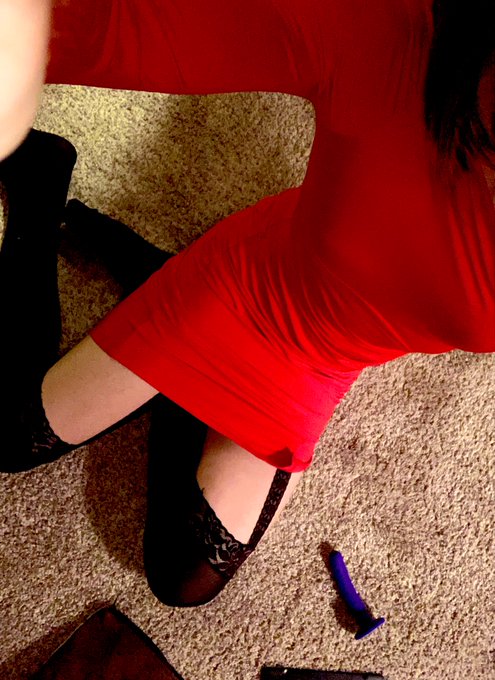 All dressed up and nowhere to go

 #transisbeautiful #trans #transgender #fem #femme #sissy #crossdresser