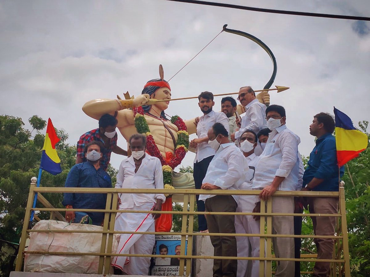 Kittuperni18's tweet photo. Johar ekalavya garu❤️ https://t.co/EBpxUz63Yy