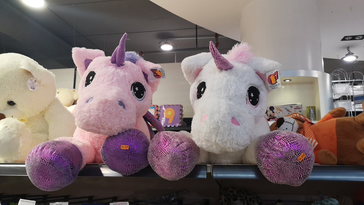 Librosdetinta's tweet photo. ¡BUENOS DÍAS UNICORNIAS! ❤️ https://t.co/YZM2GksZNo