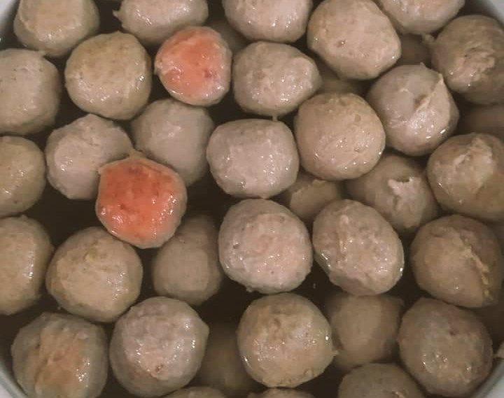 Bakso Home made

Punya daging 🐄 sedikit..kita buat bakco yuk💃💃

Save dan RT🌼🌼