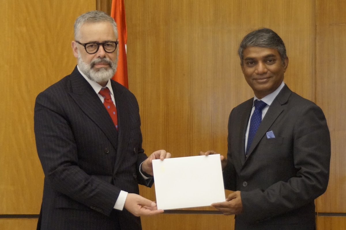 András L. Király tweet media