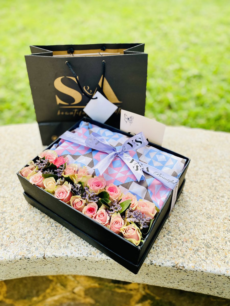 SABeautifulSen1's tweet photo. Celebrate your loved ones the only way there isโฆ which is the sentimental way ๐๐๐๐
Our mission every morning is to spread some love & smiles as we go! Happy birthday baby๐๐๐
#thursdaymorning #thursdayvibes #gift #birthdaygirl #giftservice #happy #celebration #beautiful https://t.co/rwQdSx3Qbi