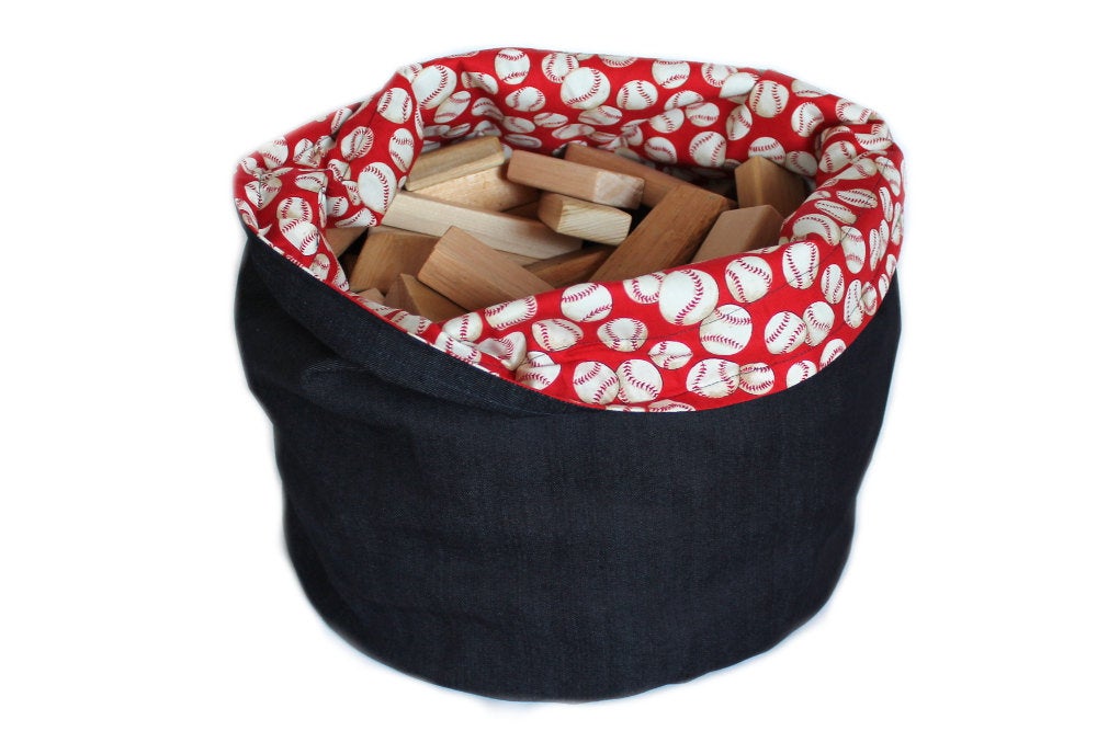 HandiworkinG's tweet photo. Excited to share the latest addition to my #etsy shop: Kids' Denim &amp; Baseball Print Toy Bag, Sports, Red, White, Extra-Large Bag, Home School, Drawstring Laundry Bag https://t.co/mjhYCg0Szc #red #blue #handiworkingirls #freeshippingetsy #largetoybag #extralargebag https://t.co/7R4WeuouuX