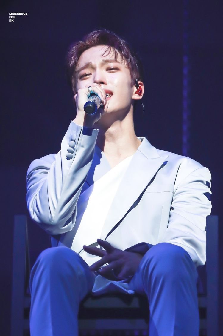 jooniebtsvt's tweet photo. Pledis is so lucky for having such an amazing vocalist like dokyeom , this man literally so talented , the purest, the most sweetest, the most kindest, he’s such a hard worker , this man literally deserves so much better . #DKdeservesbetter #dokyeom https://t.co/0NsKtT4VlS