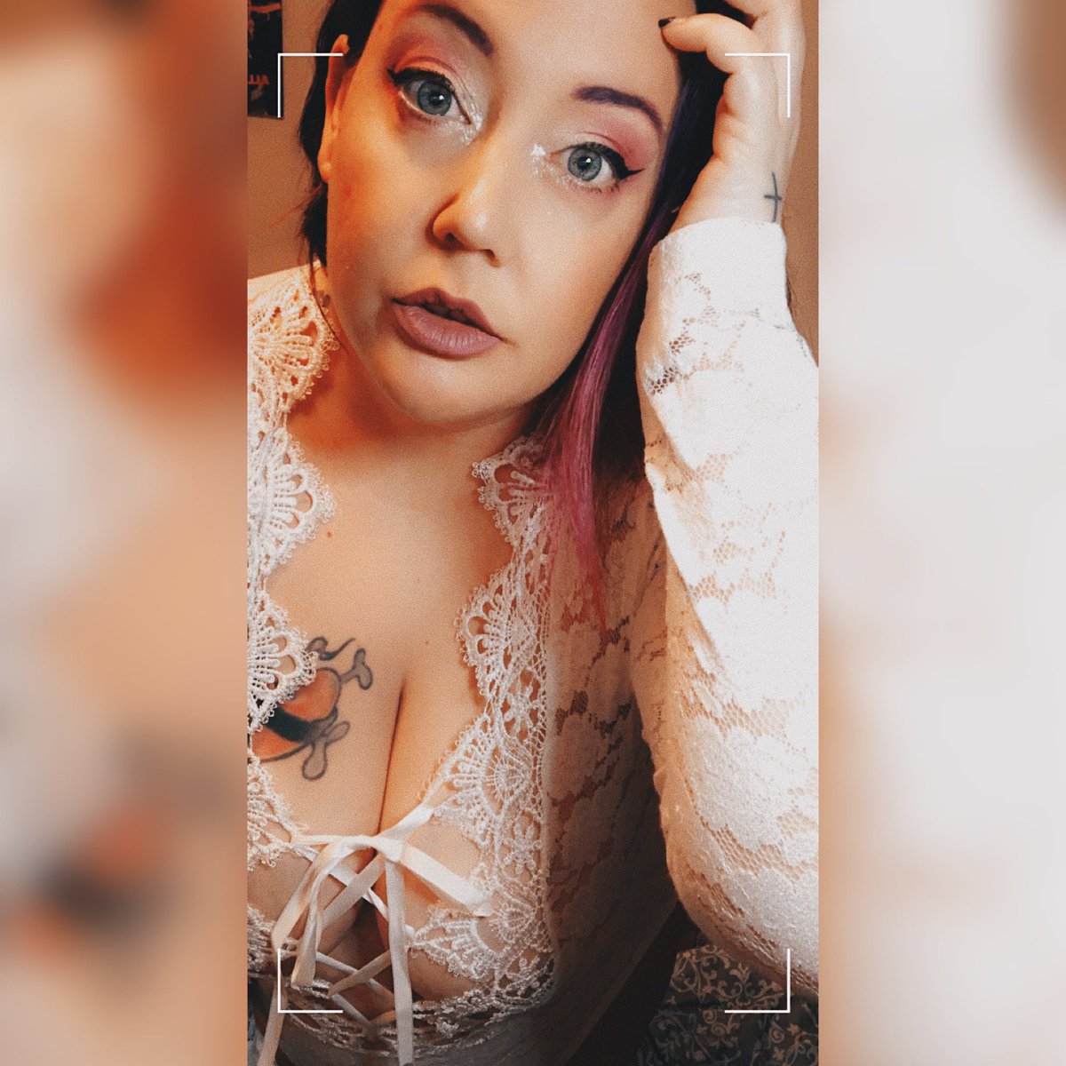 Clove Love - $5 OnlyFans tweet media