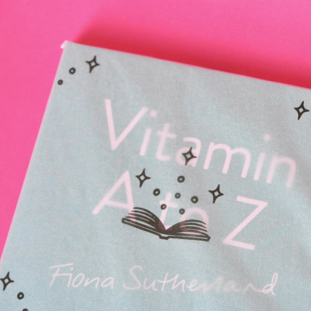 “Even if every person ate and exercised exactly the same, our bodies would still look different.”

Read and repeat 💕

#VitmainAtoZ #DBVitaminAtoZ #FionaSutherland #DBMiniCollection #AnitDiet #AntiDietCulture #NonDietDietitian #HealthAtEverySize #AllBodiesMatter #AntiDietRi