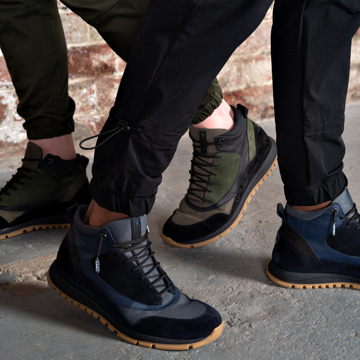 Pjece glide umoral Spitz Shoes on Twitter: "Step up your stand-out style with these Carvela  Weekend Gumsole Athletic Sneakers. Available in both Military Green and  Navy Blue. https://t.co/Ont0IkODpb" / Twitter