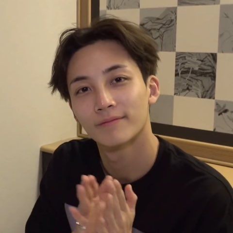 jeonghanlane tweet picture