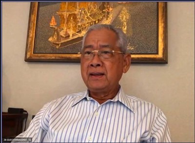 #PECC28GM, Session 4: Dr Narongchai Akrasanee  “When the public says they support decarbonization, they mean only to the extent that it does not hurt their own pockets too much.” Govts should take note of 3 dimensions in #decarbonization: availability,affordability, acceptability
