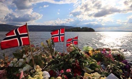 RobertaMetsola's tweet photo. Today marks a decade since the vile attacks in #Utøya &amp; Oslo that killed 77 people. 69 activists, mostly teenagers, were murdered on the island.

10 years on we remember the victims &amp; survivors and reiterate our commitment to confront hate &amp; ensure this evil never wins
🇳🇴 #22juli https://t.co/m6lFjkW2AP
