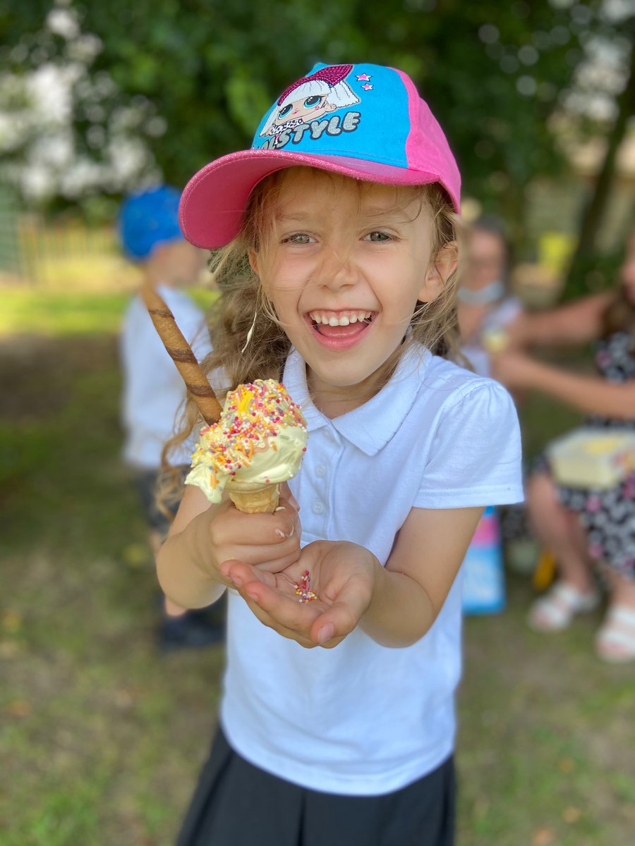 Apple Class had a fabulous last day yesterday. We had a boogie in the woods, played pass the parcel, played pin the patch on the pirate and had ice cream! 🍦🏴‍☠️