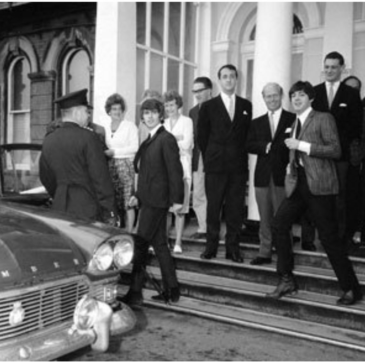 Rootes_Group's tweet image. The trusty #Humber Super Snipe Estate. 

#RootesGroup