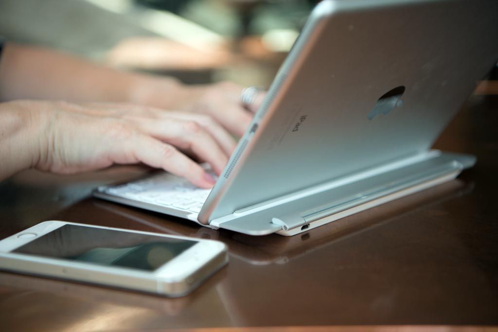 HOW READERS READ: New report details how A&amp;Is still important for discovery, but #GoogleScholar catching up via <a href="/Renew_Pub/">Renew Consultants</a> buff.ly/2UocyYp #discoverability #scicomm #scholcomm #research