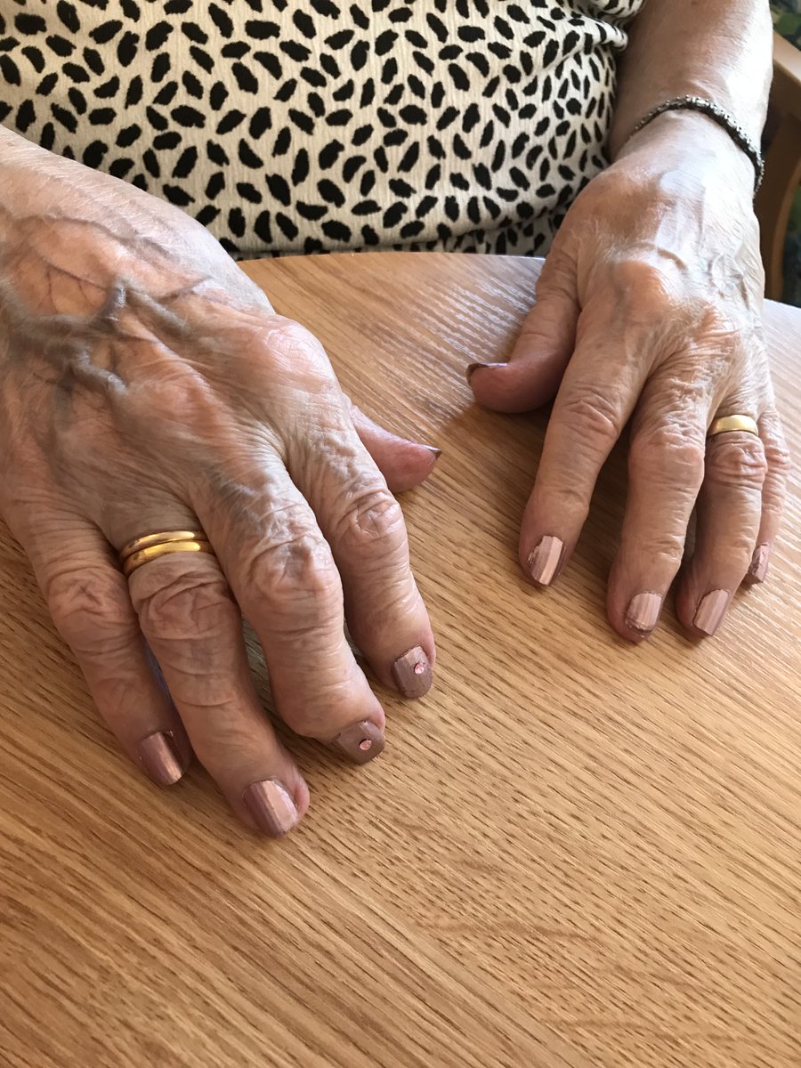Victorianurseg's tweet photo. We had a lovely pamper afternoon with some nail painting for the residents at Victoria Chatsworth Nursing Home #pamperafternoon #ChatsworthNursingHome #hove https://t.co/mRRSzAO4ub