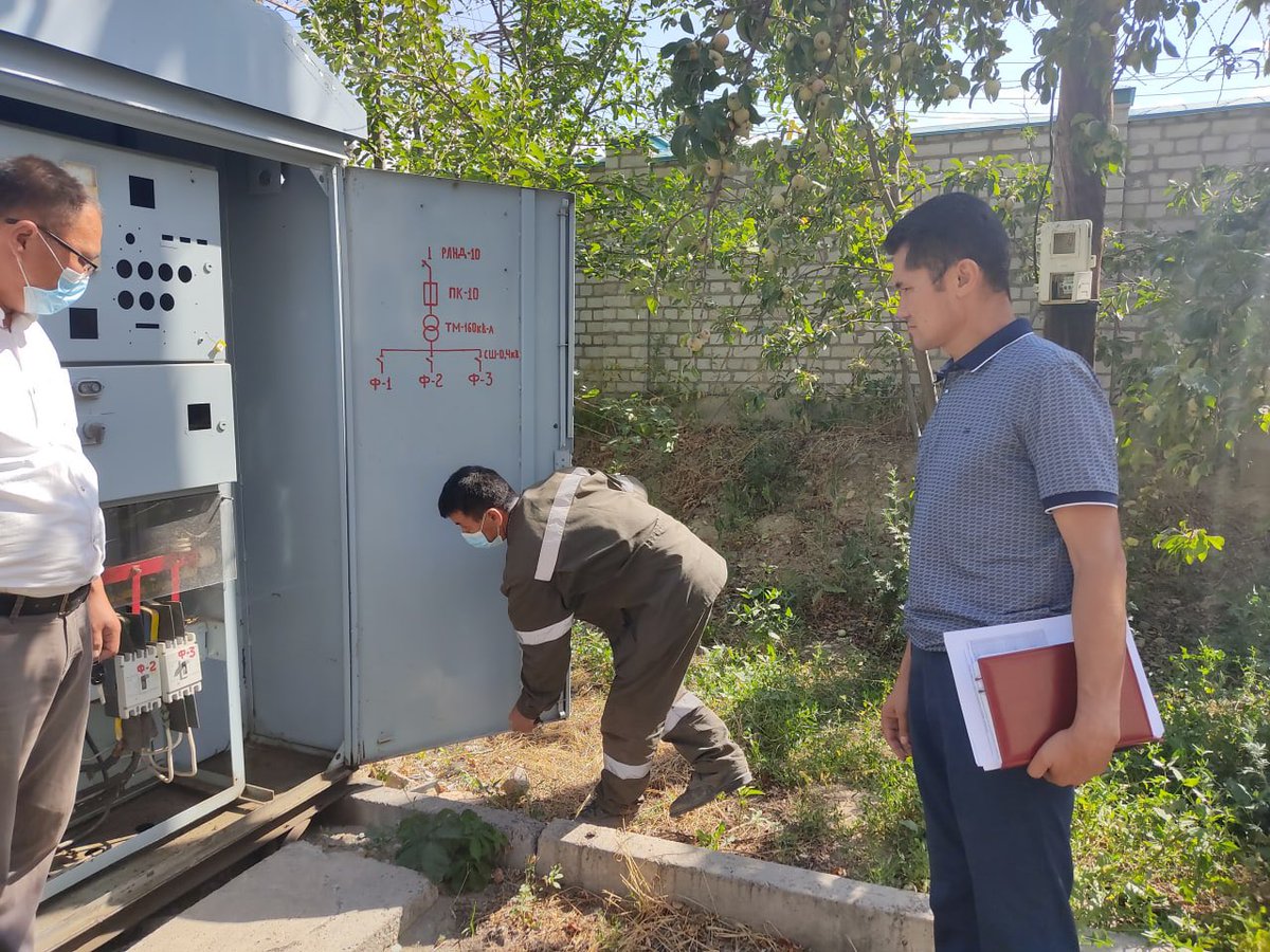 Заместитель Председатель Правления Национального энергохолдинга Замир Ходжомамбетов ознакомился с ходом подготовки к осенне-зимнему периоду объектов электроэнергетики Таласской области