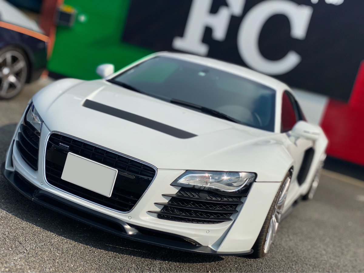 CoFirstclass's tweet photo. ご納車おめでとうございます🎊
そしてご来店ありがとうございます🎉
Audi R8 フルカスタマイズされてあって非常にカッコ良いです😎 https://t.co/H38LB7svBd