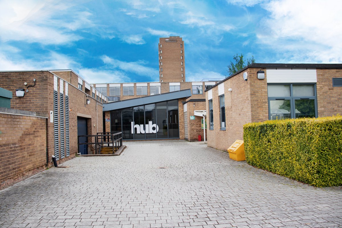 Sunny day in Bedford this afternoon. Our facilities are looking great and we're looking forward to welcoming our students in September! Visit our website to view our courses at bit.ly/3BrIjQR 🎓
#UniversityofBedfordshire #UniofBeds #Sport #SportScience #PhysicalActivity