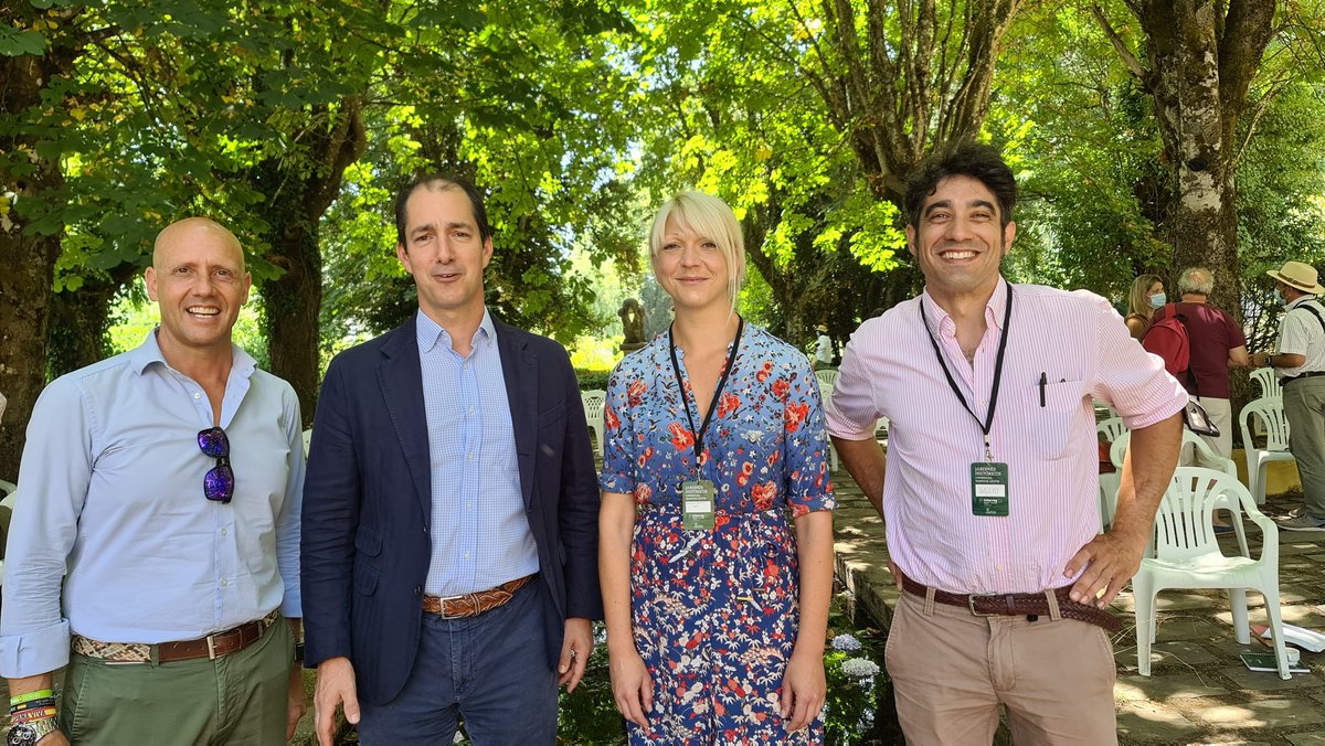vicpiedra's tweet photo. #Salamanca #PuertoDeBejar #ElCoto #JardinesCotoDeNuestraSeñoraDelCarmen 111 años de historia. Jardines con encanto, historia y vida. Acompañando a nuestra coordinadora en #Bejar en la defensa de nuestro patrimonio artístico. https://t.co/b92D2iE2qT