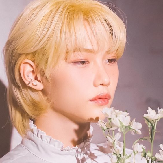 ramonduncan_'s tweet photo. Duncan Ramon Capulong.

  - lee felix fc. '00 liner.
  - fil/eng. mirrored lit.
  - strictly-ic. n/sfw cursing.
  - from @chvnix's youngsters series
  - Rt/Like for Followback and for possible interaction https://t.co/Ch2n0WrLgI