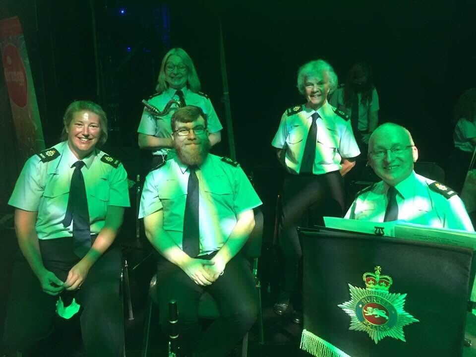 GrahamAtterbury's tweet photo. @PoliceBand1 https://t.co/Da4zaiXP6s