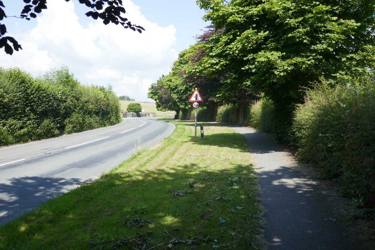 TheLengthsman's tweet photo. Early start at 7am in the hot sun strimming the hedges either side of the half mile of the A595 from #Soutergate to #Kirkby village so people can walk down the paths ~ 4 hours later I am as soggy as a limp piece of lettuce !
#heatwave #sweltering #coldshower https://t.co/ICwpKjD5Ta