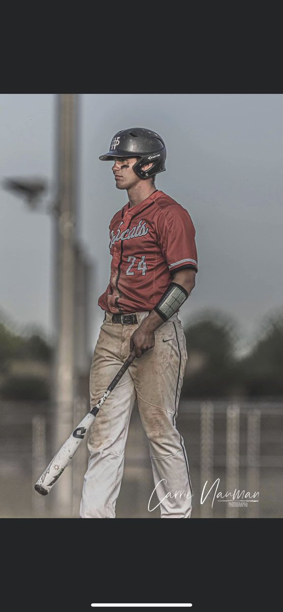 Congrats to Bobcat student-athlete Sawyer Nauman on being named MVC Mississippi Division Player of the Year! 

Sawyer also broke the school record for highest batting average at .548 previously held by WD teacher/coach Ryan Hoerner from back in 2005 at .518.￼