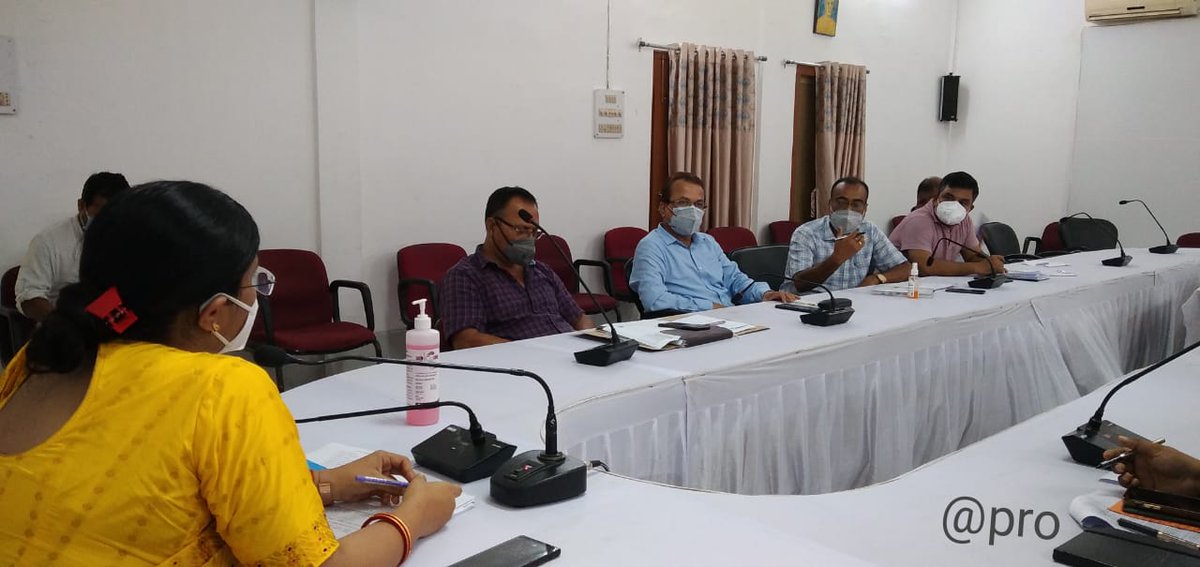 SdiproB's tweet photo. SDO CIVIL BOKAKHAT Dr. Neha Yadav called a meeting to discuss the present COVID 19 scenario and review the ongoing measures taken by the concerned departments. https://t.co/0ibPdPUoWW