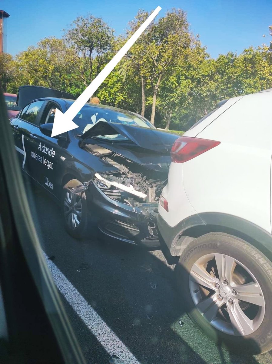 Desde luego, al ideólogo de la campaña de #Publicidad de los vehículos #vtc #uber #cabify, hay que darle un premio.

#Marketing visionario... 🙄