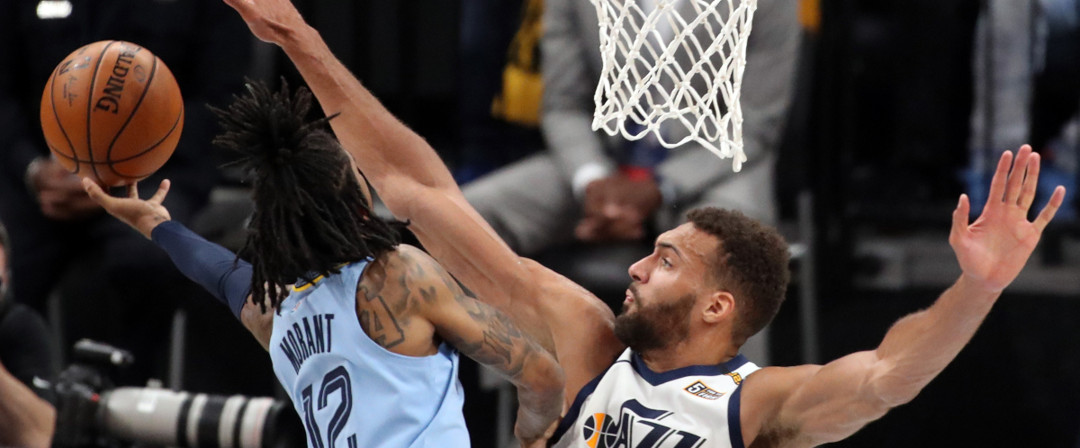 CanotAurelien's tweet photo. @rudygobert27  enchaîne les contres en @NBA  avec le @utahjazz  et c'est le @SecoursPop  qui en profite ! @Sport365 @RudysFoundation @AgenceJuly29  #changelegame  https://t.co/v2KLB2Dy5i https://t.co/7QueiDKaBJ