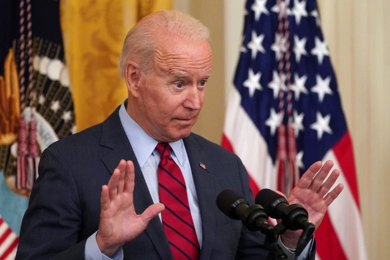 HHI3HH's tweet photo. Please help me #Biden_save_the_iraqi_students https://t.co/1y4Jh38wnb