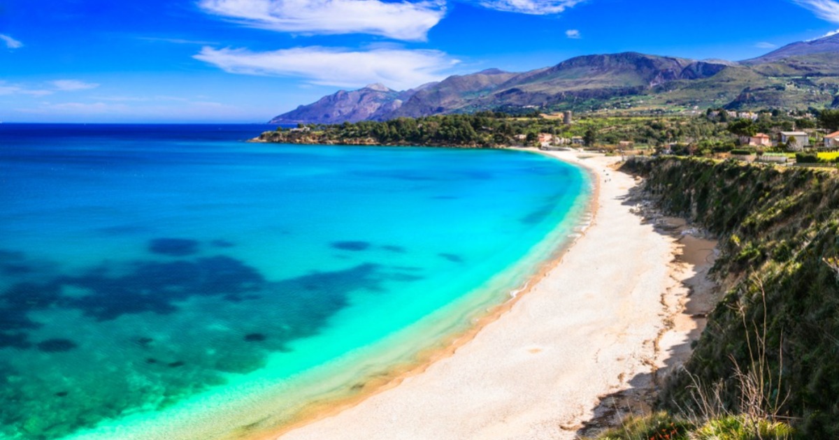 lvhglobal's tweet photo. Dreaming of Sicily 🇮🇹
https://t.co/k0v9XI3Biu
#sicily #sicilyfood #sicilytourism #sicilysummer #sicilytravel #sicilya #sicilylove #sicilysunset #sicilytricolors #luxurytravel #luxuryvillas #besthomes #bestvillas #luxuryhomes #sicilyluxury https://t.co/PJCg0zKNXG